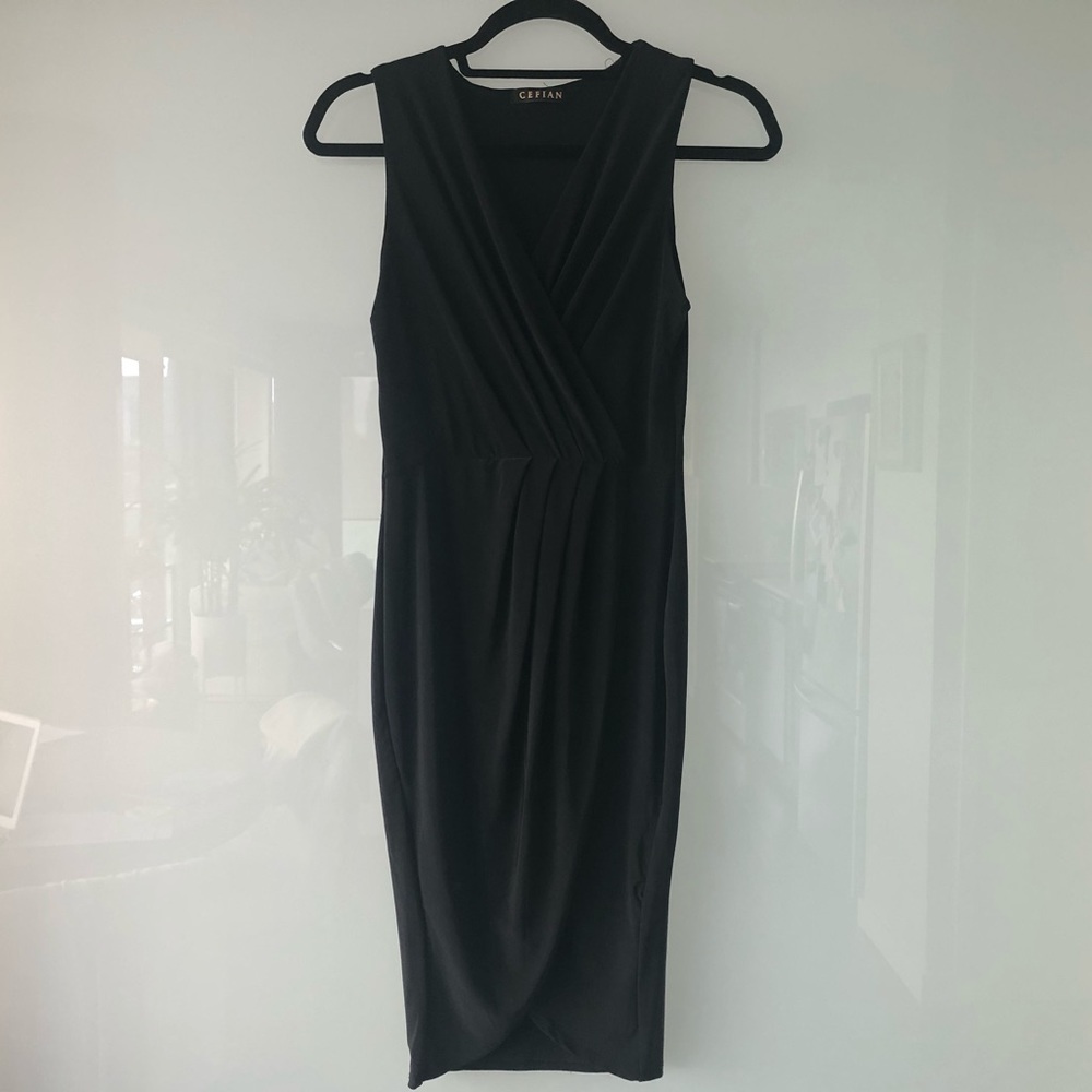 CEFIAN Black MIDI Dress Size Small